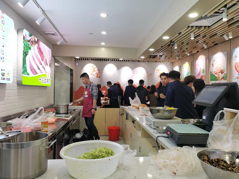 胃口福全體員工祝大家元宵節快樂！